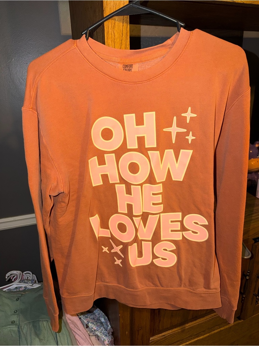 Comfort Colors | Coral-Orange Graphic Crewneck Sweatshirt, size S